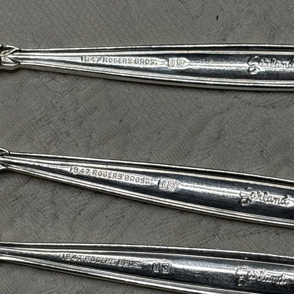 1965 GARLAND 1847 Rogers Bros IS Slotted 4 Dinner Forks Silver Plate Flatware